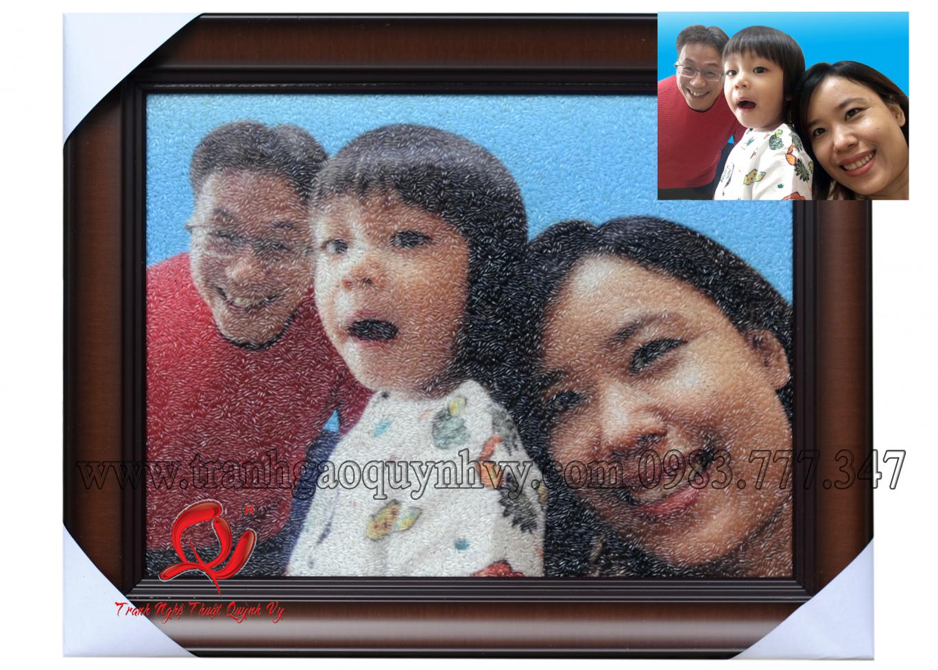 Chân Dung Gia Đình 3 người - 30 x 40
