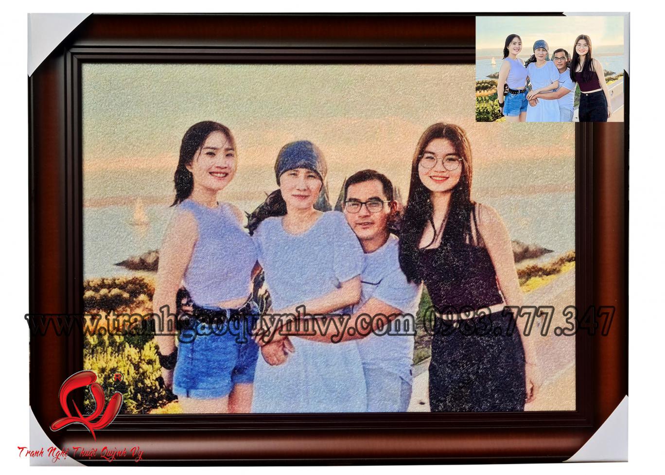 Chân Dung Gia Đình 4 người - 50 x 70
