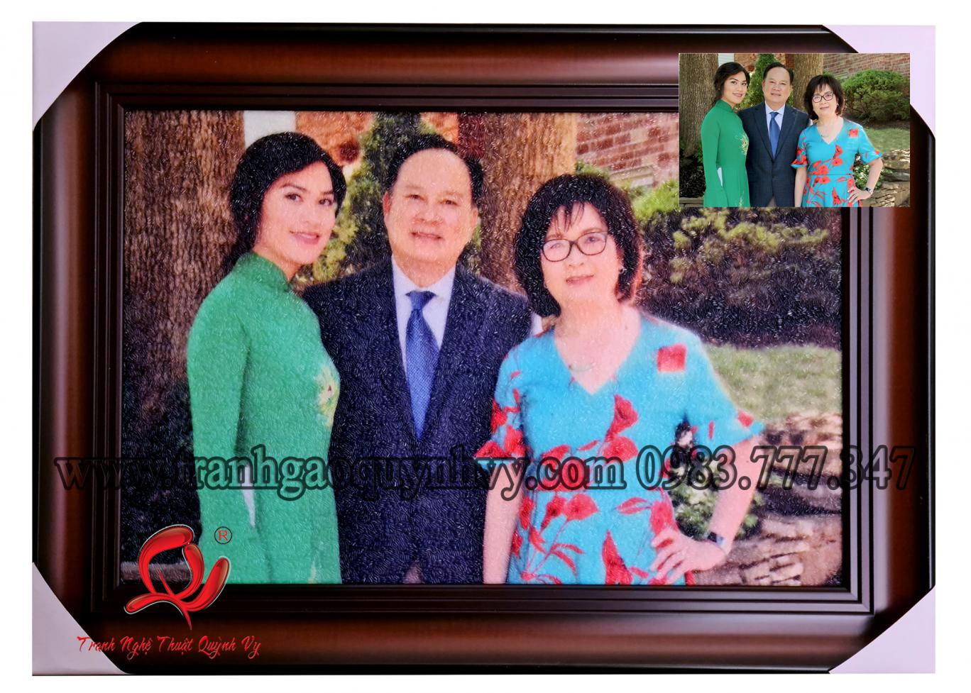 Chân Dung Gia Đình 3 người - 40 x 60
