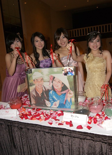 Tranh-cat-ngay-cuoi-3