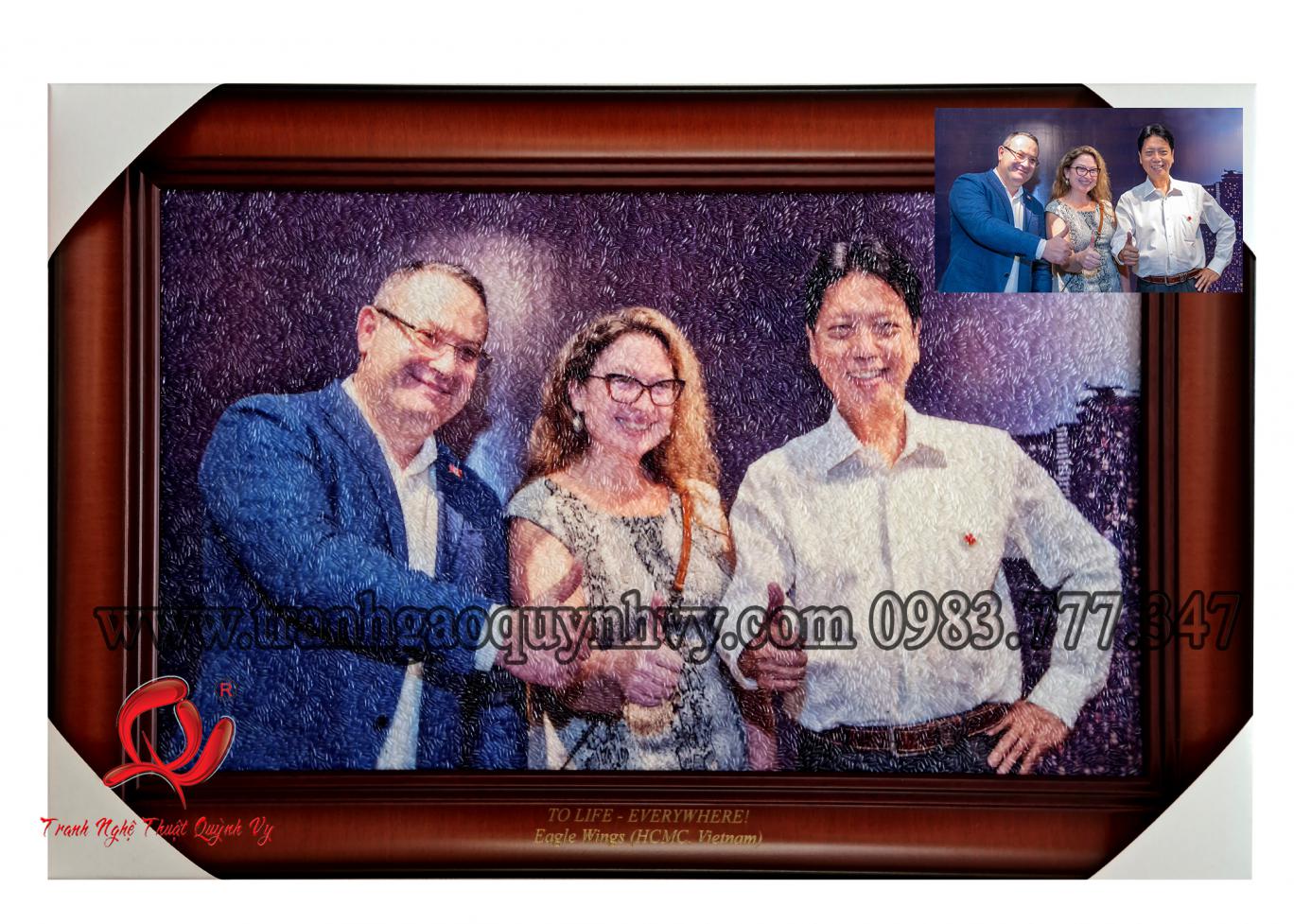 Chân Dung  3 người 30 x 50