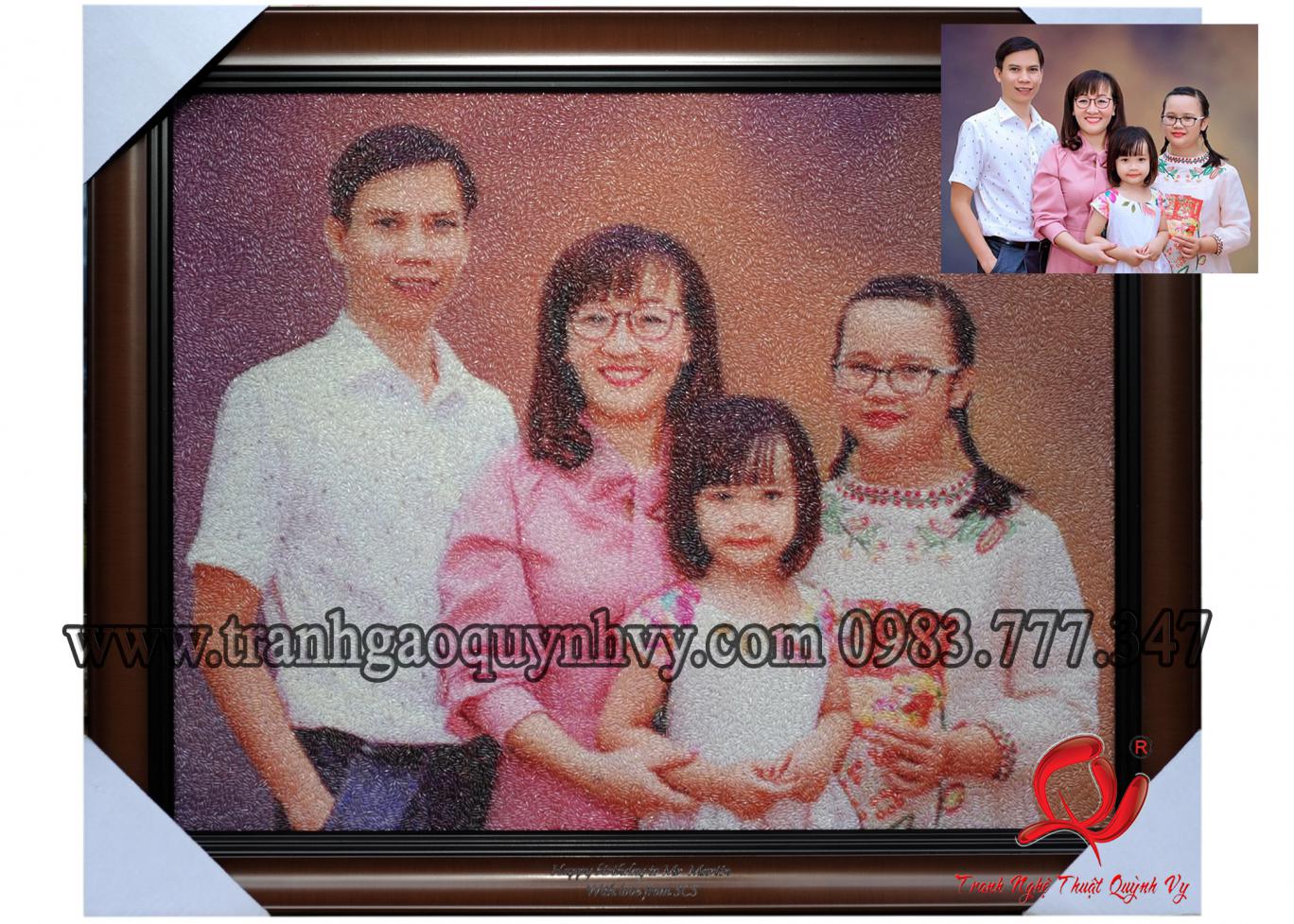 Chân Dung Gia Đình 4 người - 45 x 55