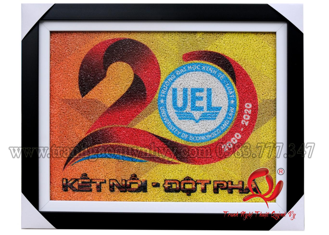 Tranh Gạo Logo Trường Đại Học UEL 20 năm - 30 x 40